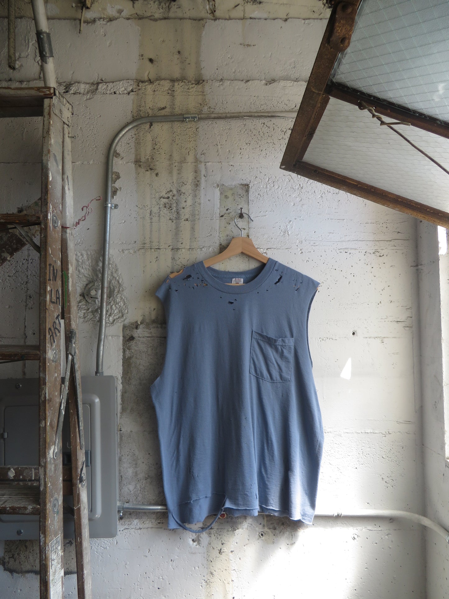 80's Fruit of the Loom Trashed Muscle Tee