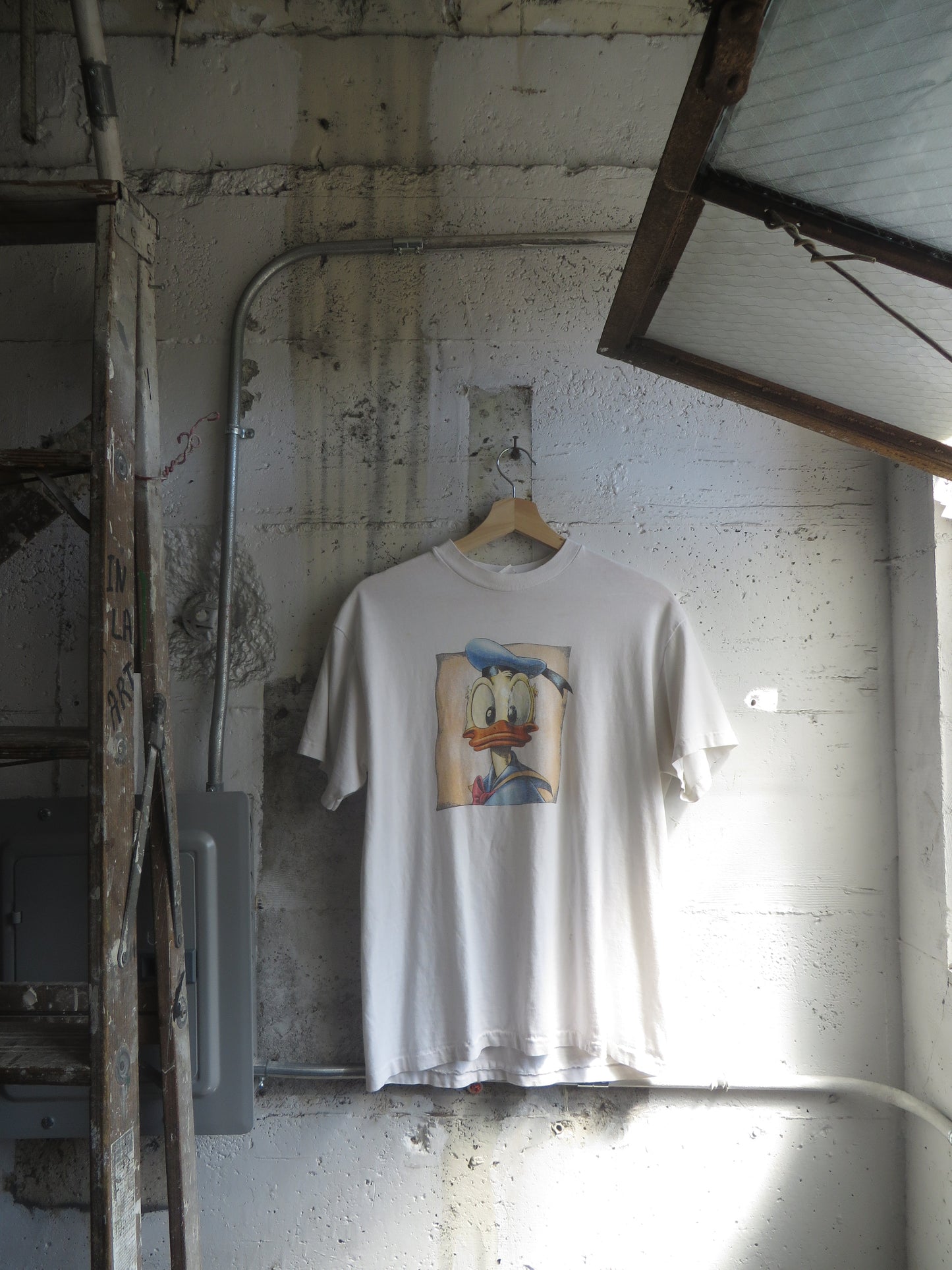 Donald Duck Mug Single Stitch Tee