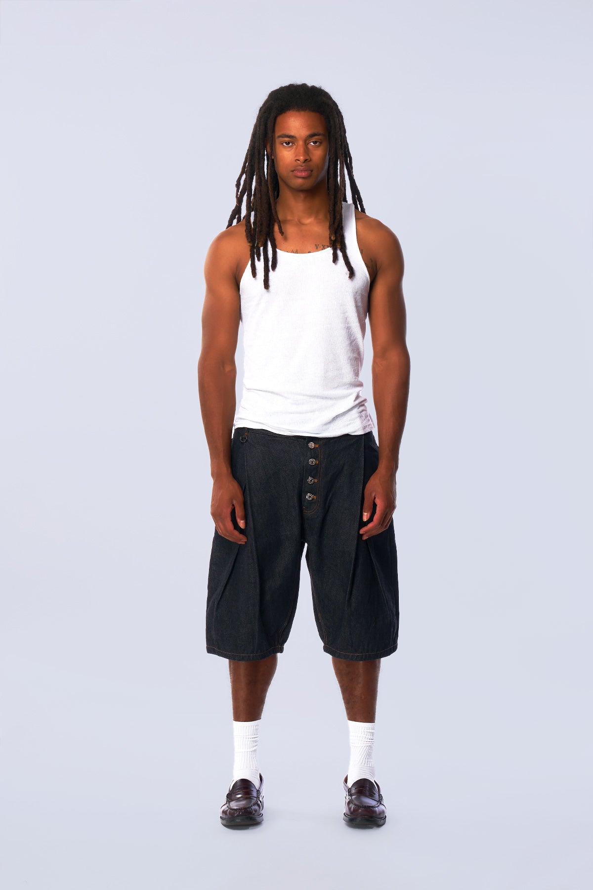 Pleated Raw Selvedge Japanese Denim Shorts V3 - Black – Neaux Doubt